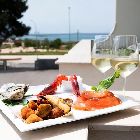 Easylife - A 2 Passi Dal Mare * Sant Isidoro (Apulia)