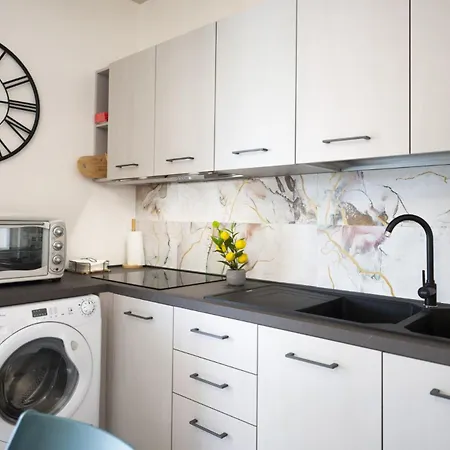 Easylife - A 2 Passi Dal Mare Sant Isidoro (Apulia)